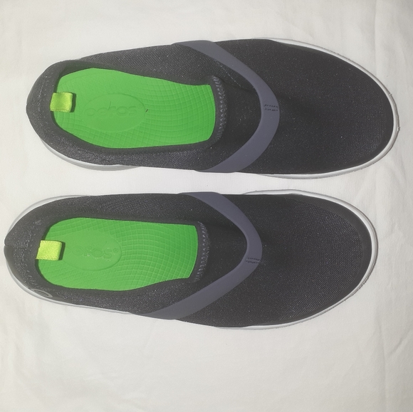 Women's Oofos Sz.9 Recovery EUC' - Picture 2 of 9